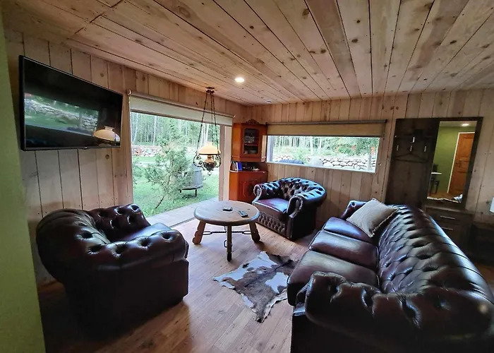 Paerna Muhu Island 度假居 Paenase